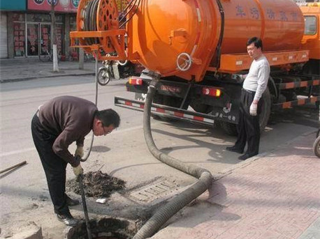 依兰清掏化粪池，健康生活从这里开始